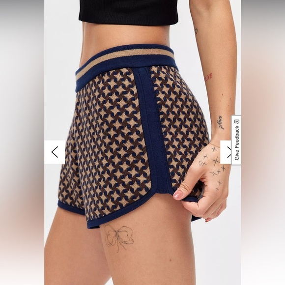 The Upside Interstella Pierre Jacquard Short - Picture 3 of 10